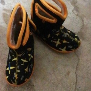 Bogs kids snow boots